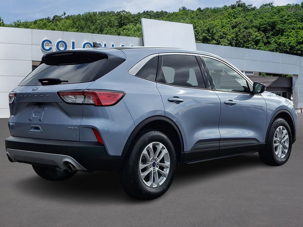 Certified 2022 Ford Escape SE w/ Cold Weather Package image 4
