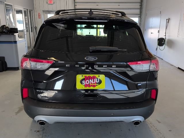 Certified 2021 Ford Escape Titanium image 4