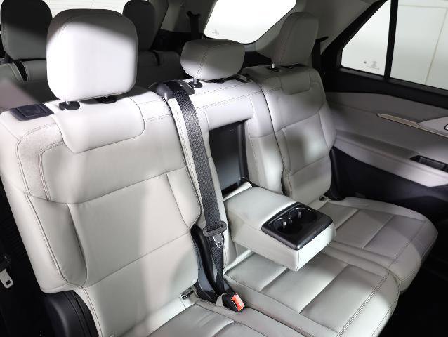 Certified 2025 Ford Explorer Active w/ Active Comfort Package image 10