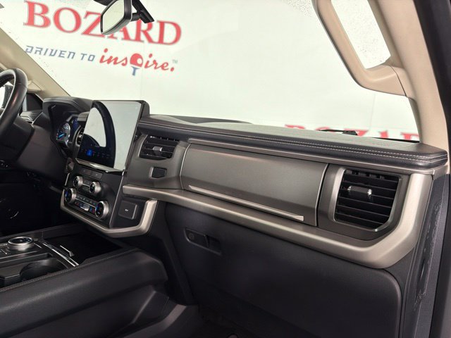 Certified 2024 Ford Expedition XLT RWD image 36
