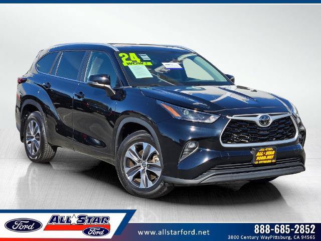 Used 2024 Toyota Highlander XLE
