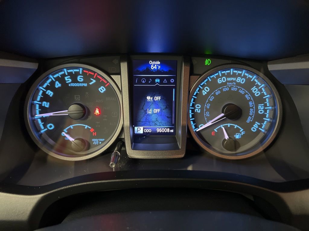 Used 2020 Toyota Tacoma TRD Off-Road w/ TRD Premium Off Road Package image 25