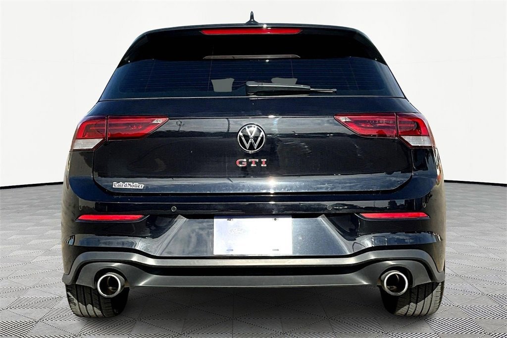 Used 2023 Volkswagen GTI SE image 3