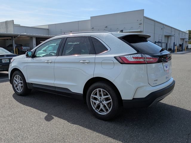 Certified 2022 Ford Edge SEL w/ Convenience Package image 3