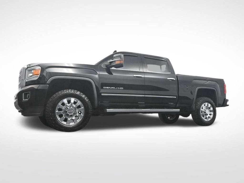 Used 2019 GMC Sierra 2500 Denali w/ Duramax Plus Package AWD/4WD image 31
