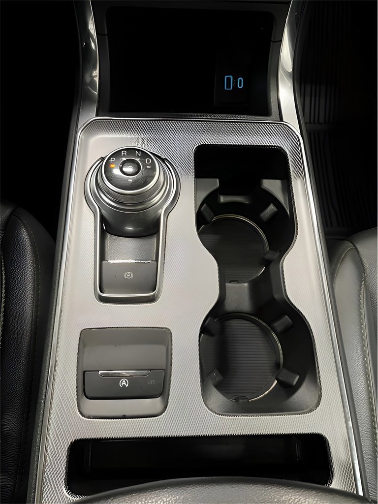 Certified 2021 Ford Edge Titanium w/ Canadian Touring Package image 21