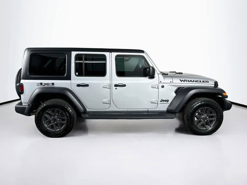 Used 2024 Jeep Wrangler Unlimited Sport AWD/4WD image 25