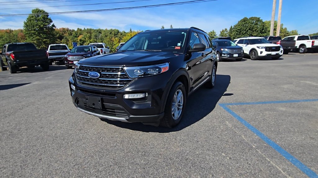 Certified 2021 Ford Explorer XLT w/ Equipment Group 202A AWD/4WD image 15