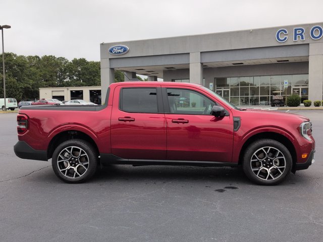 Certified 2025 Ford Maverick Lariat w/ 4K Tow Package AWD/4WD image 3