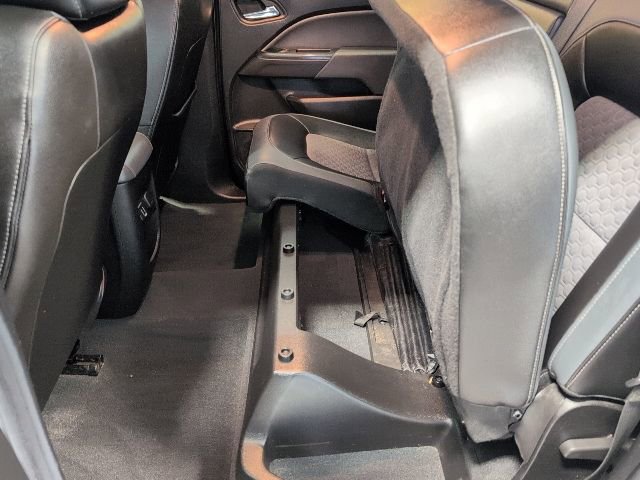 Used 2019 Chevrolet Colorado Z71 AWD/4WD image 28