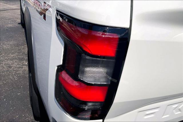 Used 2024 Nissan Frontier Pro-X RWD image 28
