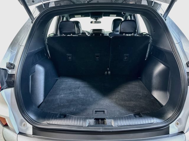 Certified 2025 Ford Escape ST-Line Select AWD/4WD image 10