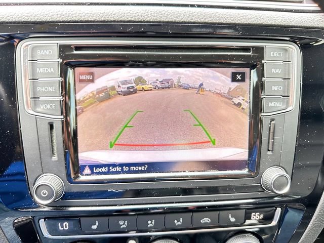 Used 2017 Volkswagen Jetta SEL FWD image 14