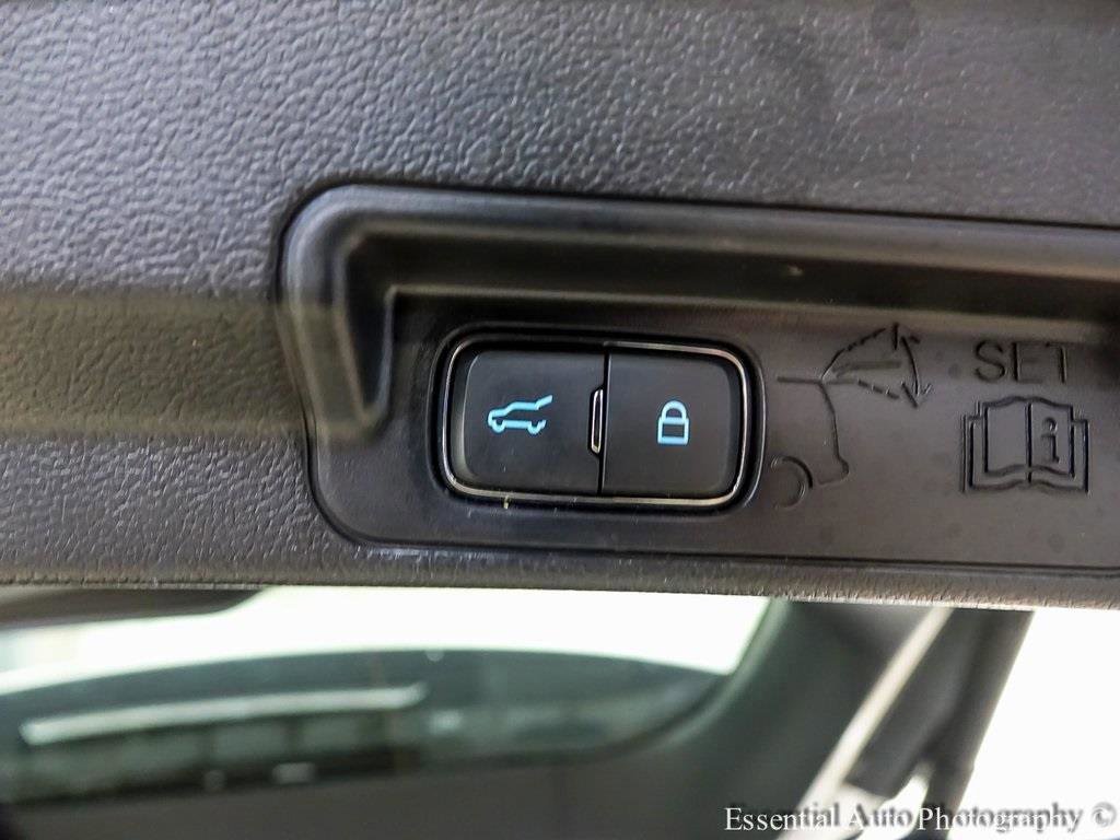 Certified 2021 Ford Explorer XLT w/ Equipment Group 202A image 24