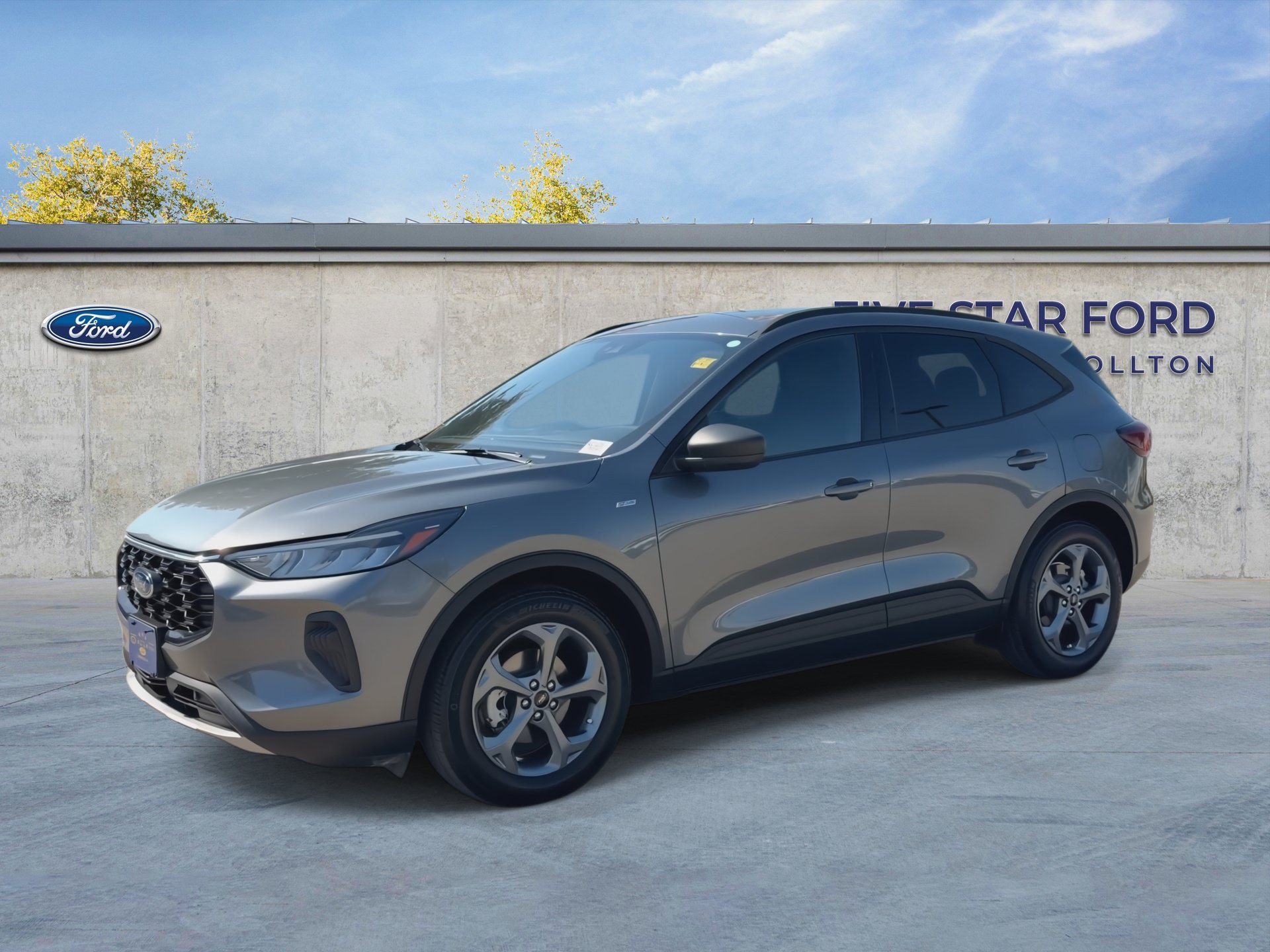 Certified 2025 Ford Escape ST-Line FWD image 4