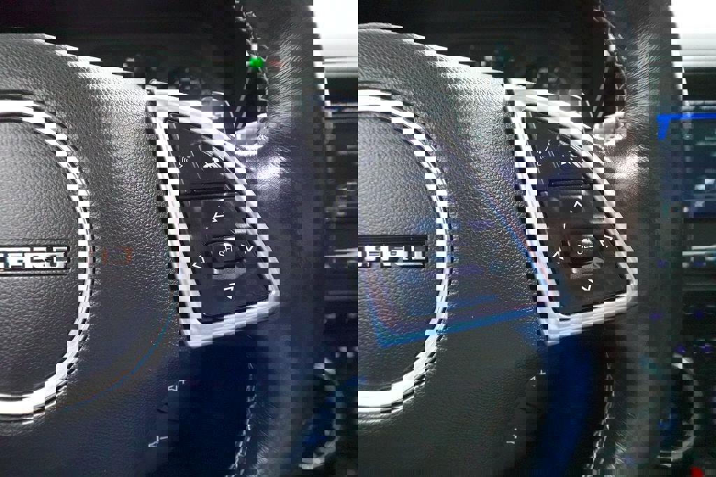 Used 2019 Chevrolet Camaro LT image 11