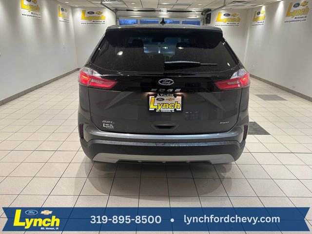 Certified 2024 Ford Edge SEL w/ Convenience Package AWD/4WD image 3