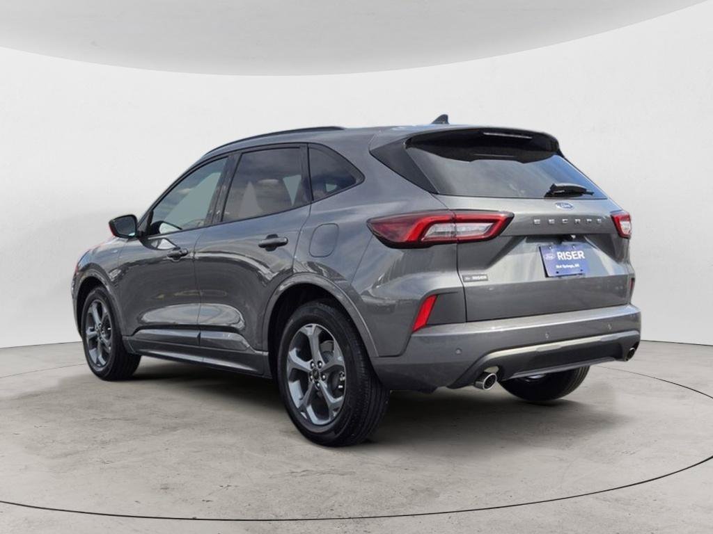 Certified 2023 Ford Escape ST-Line w/ Tech Pack #1 FWD image 5