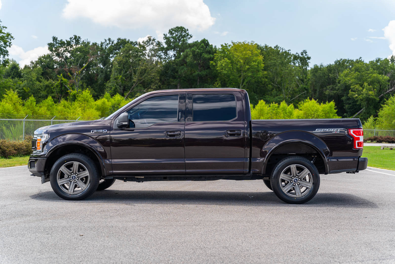 Certified 2020 Ford F150 XLT w/ Equipment Group 302A Luxury AWD/4WD image 4