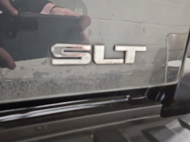 Used 2018 GMC Sierra 1500 SLT AWD/4WD image 30