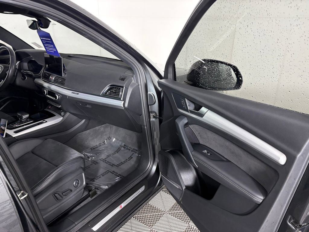 Used 2021 Audi SQ5 Prestige AWD/4WD image 36