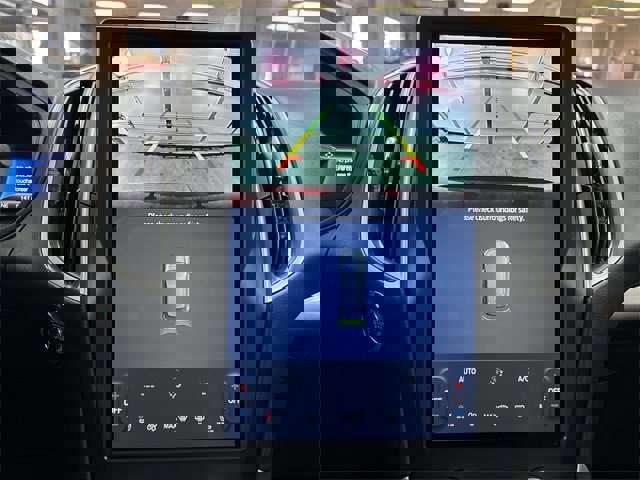 Certified 2024 Ford Edge SEL w/ Convenience Package image 10