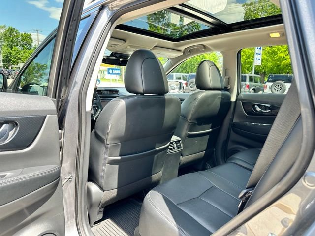 Used 2020 Nissan Rogue SL w/ Premium Package AWD/4WD image 36