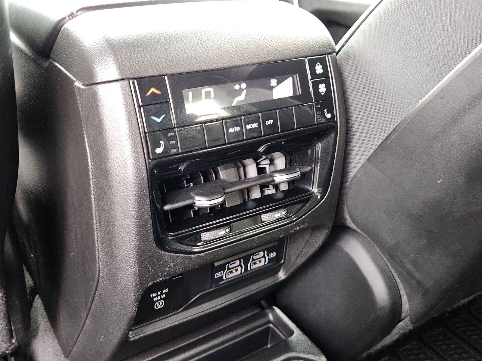 Used 2021 Jeep Grand Cherokee L Limited AWD/4WD image 22
