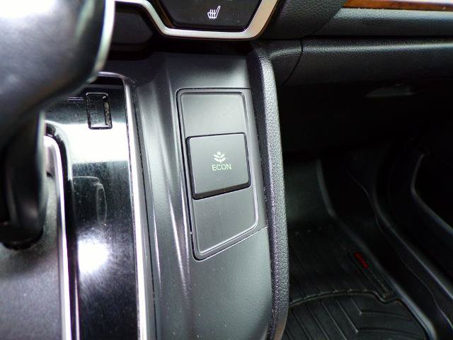 Used 2018 Honda CR-V Touring image 25