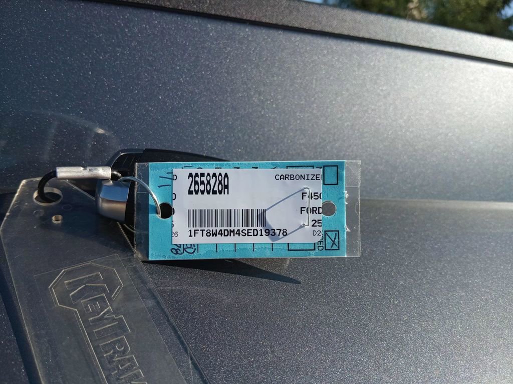 Certified 2025 Ford F450 Platinum w/ Platinum Plus Package image 26