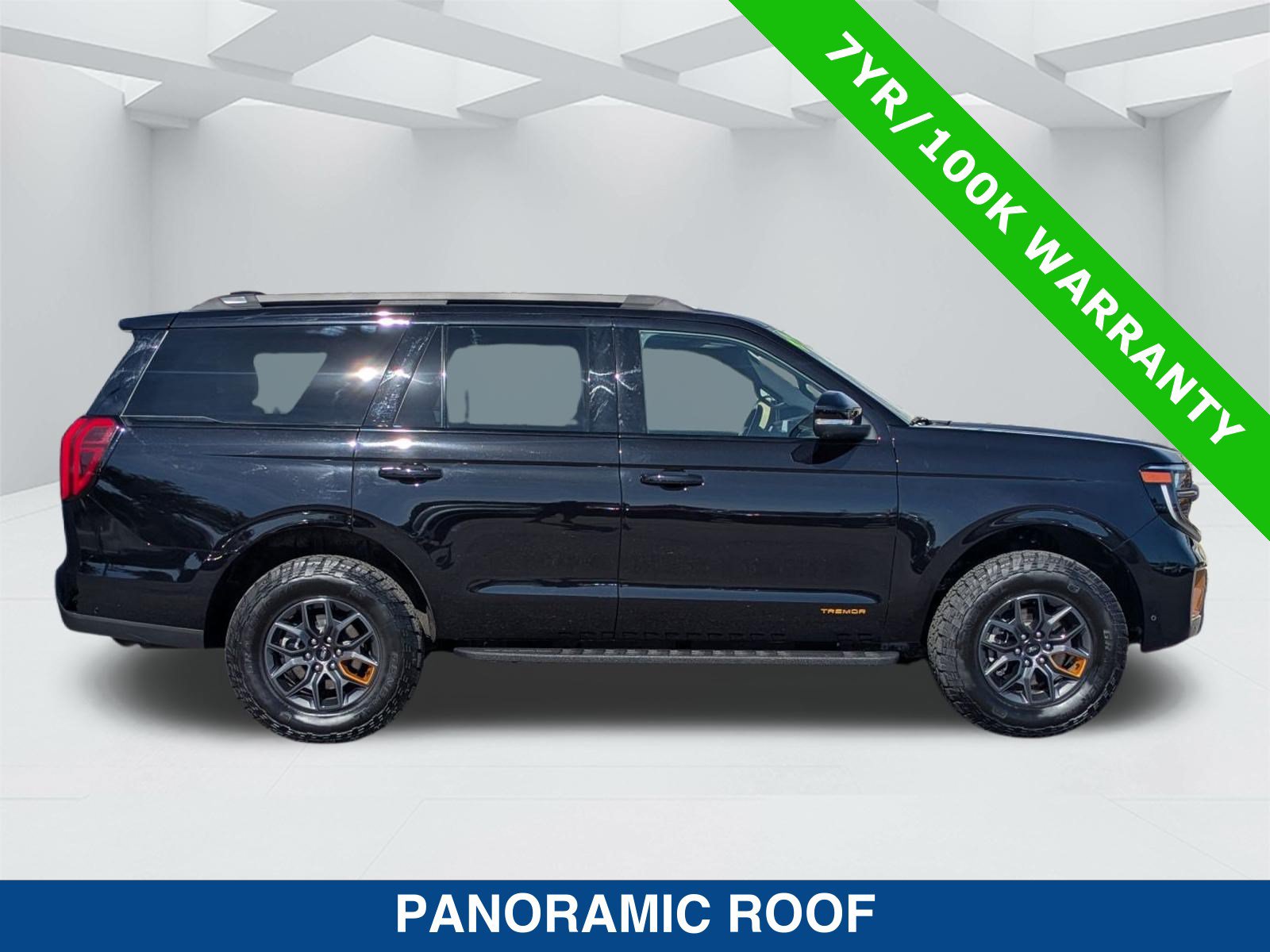 Certified 2025 Ford Expedition Tremor AWD/4WD image 4