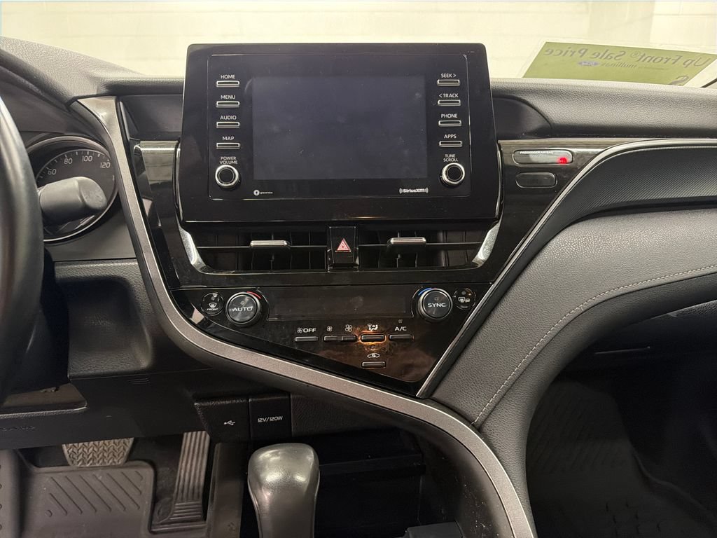 Used 2024 Toyota Camry SE FWD image 22