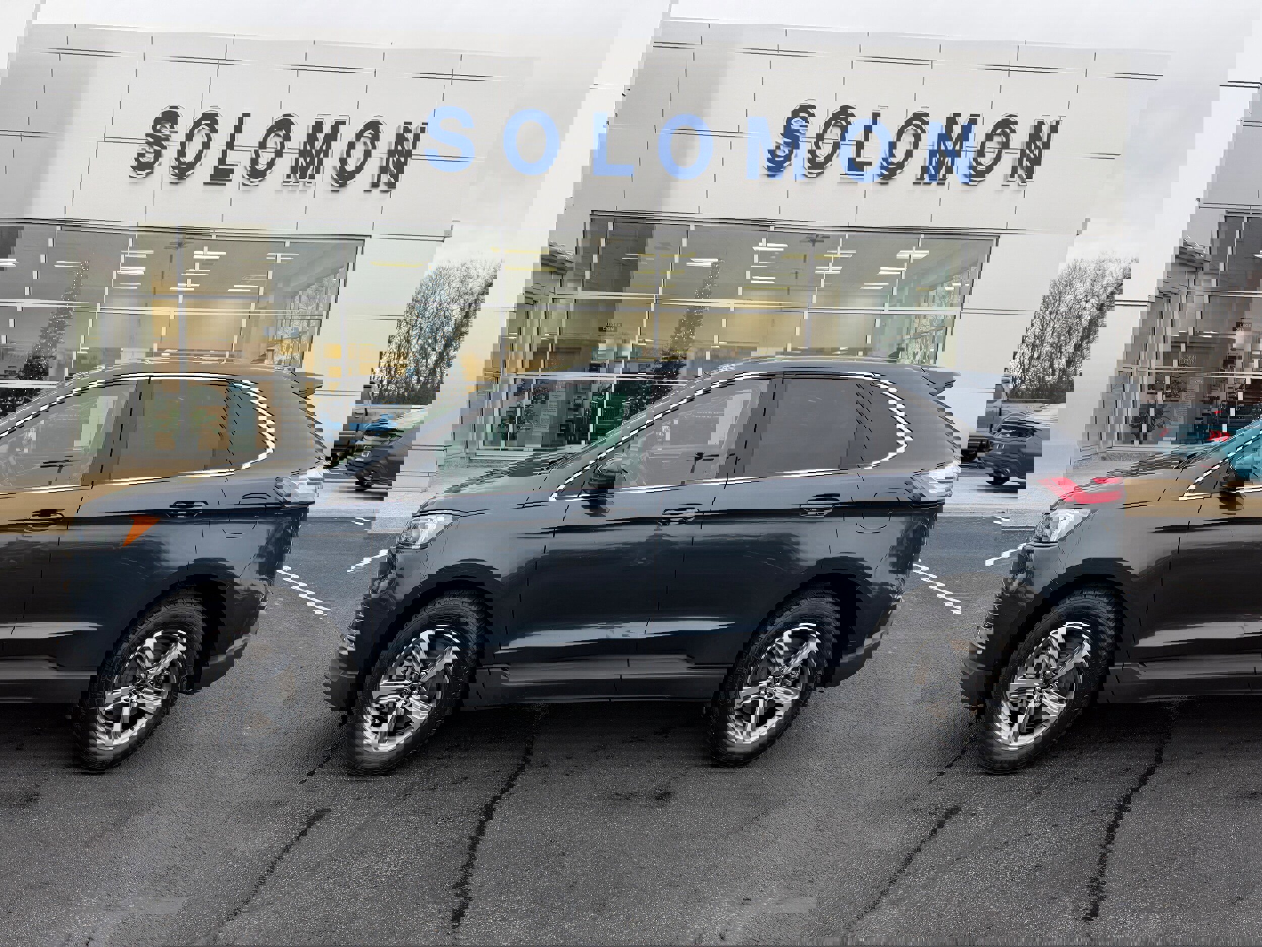 Certified 2024 Ford Edge SEL w/ Convenience Package image 6