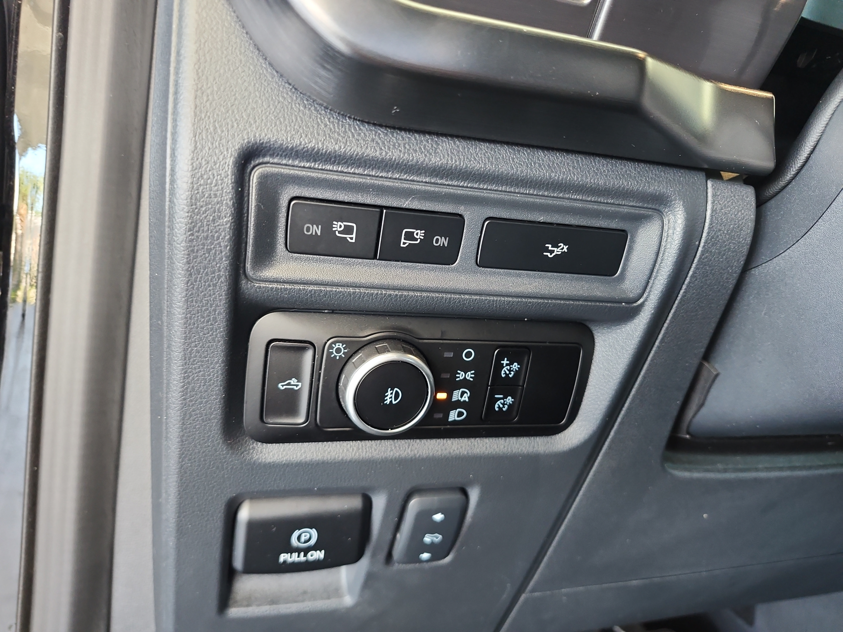 Certified 2023 Ford F150 Lariat w/ Equipment Group 502A High AWD/4WD image 12