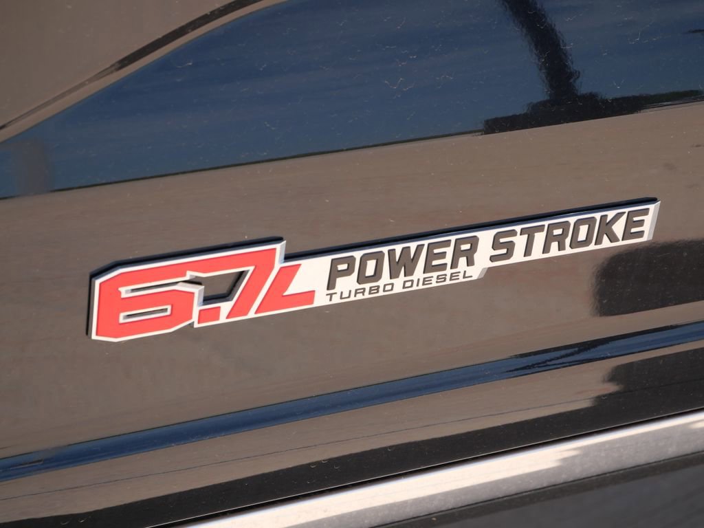 Certified 2026 Ford F450 Platinum w/ FX4 Off-Road Package image 13