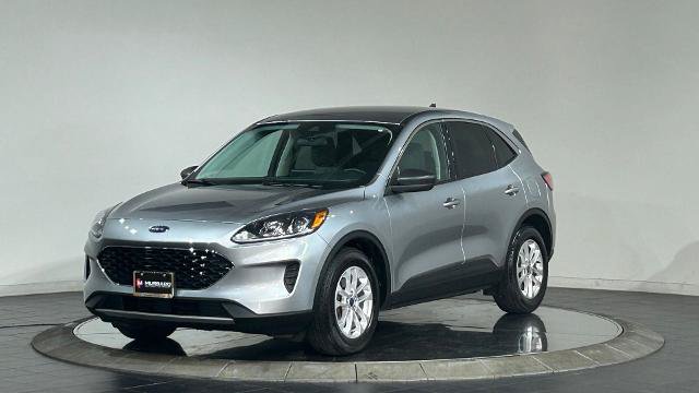 Certified 2022 Ford Escape SE w/ Cold Weather Package FWD image 5