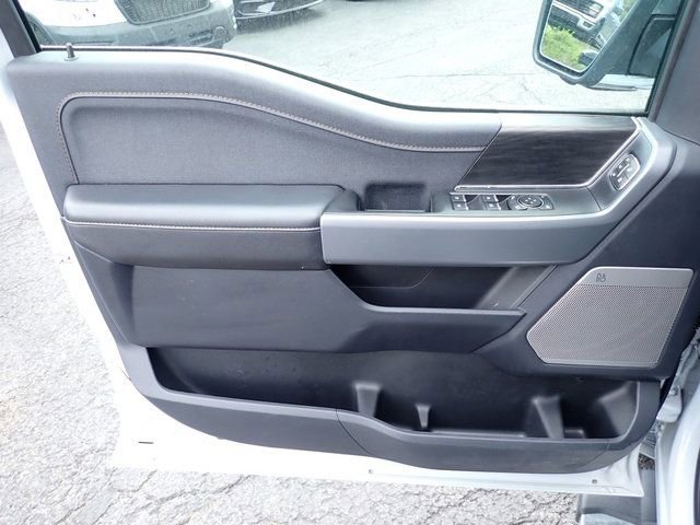 Certified 2025 Ford F150 Lariat w/ Equipment Group 501A Mid image 22