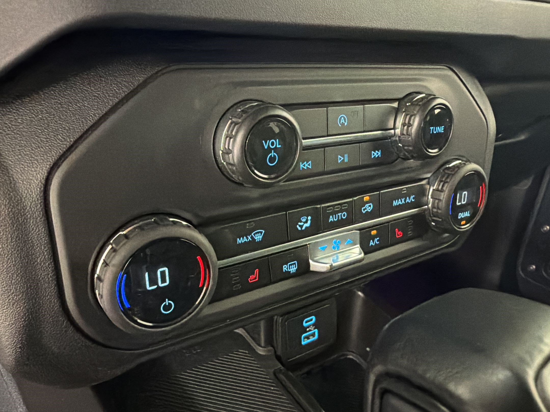 Certified 2025 Ford Bronco Big Bend AWD/4WD image 20
