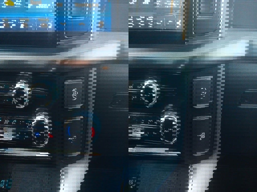 Certified 2022 Ford F150 Platinum image 48