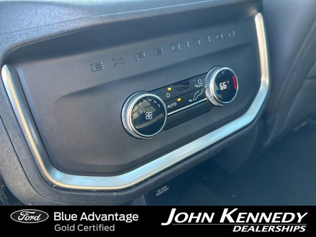 Certified 2025 Ford Expedition Active AWD/4WD image 41