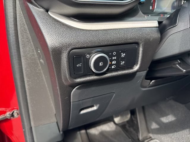 Certified 2023 Ford Explorer XLT w/ Equipment Group 202A AWD/4WD image 18