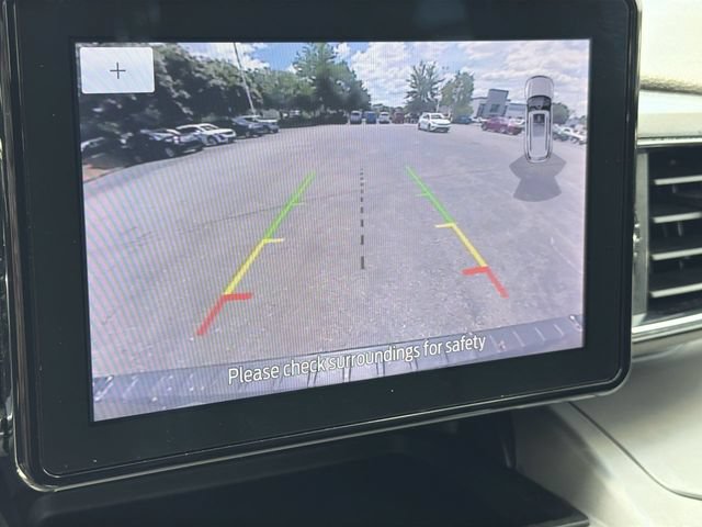 Certified 2020 Ford Explorer XLT w/ Equipment Group 202A AWD/4WD image 18