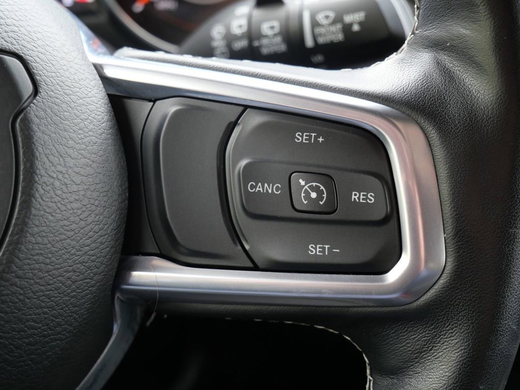 Used 2019 Jeep Wrangler Unlimited Sahara w/ Cold Weather Group AWD/4WD image 23