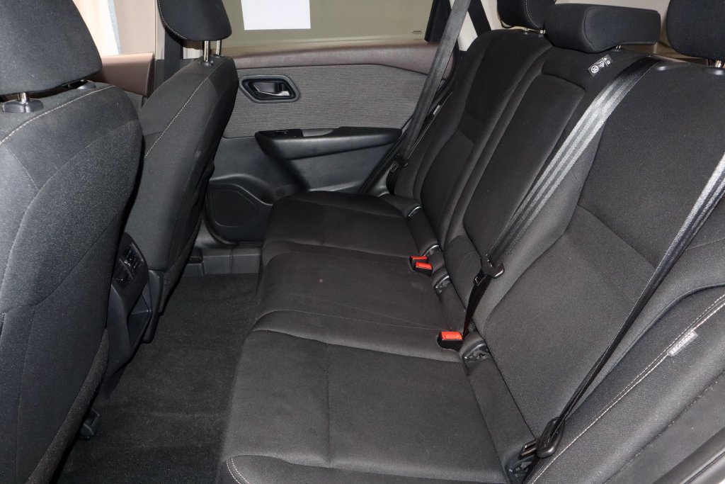 Used 2023 Nissan Rogue S FWD image 22