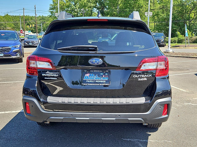 Used 2019 Subaru Outback 3.6R Limited AWD/4WD image 8