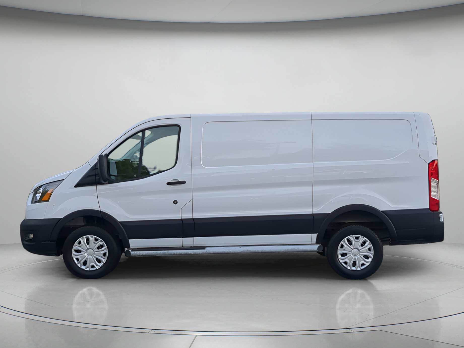 Certified 2025 Ford Transit 250 Low Roof w/ Exterior Upgrade Package RWD image 43