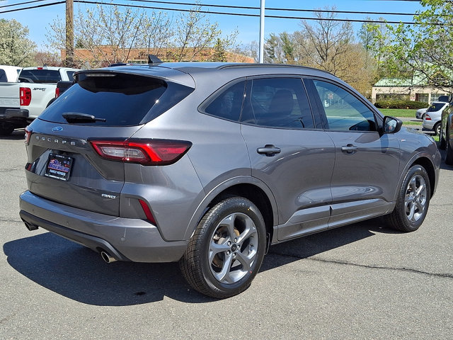 Certified 2023 Ford Escape ST-Line w/ Tech Pack #1 AWD/4WD image 11