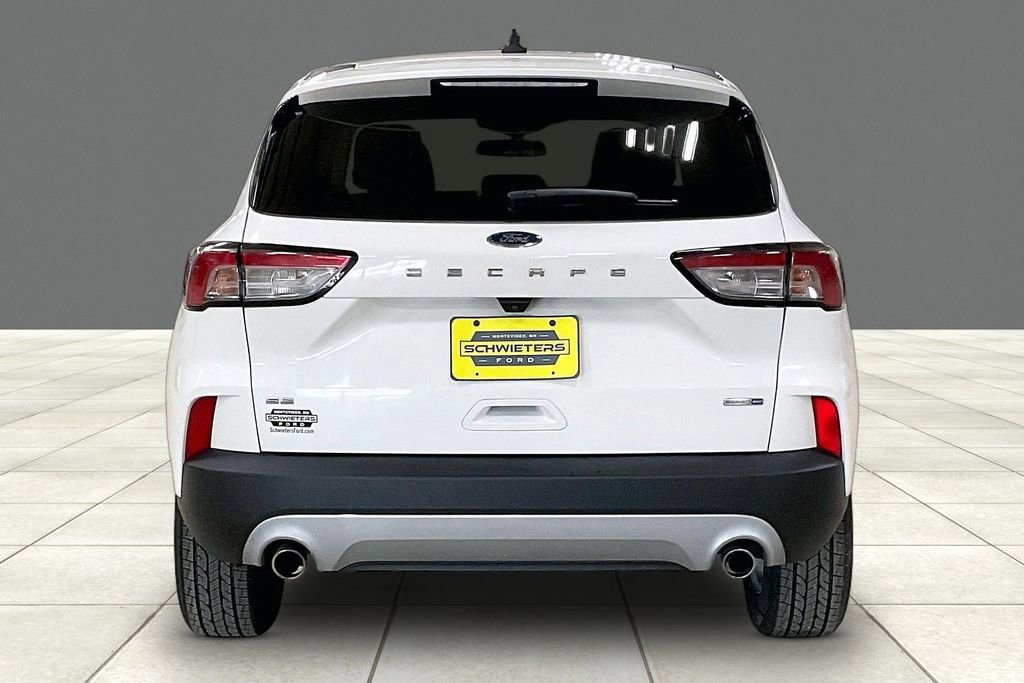Certified 2020 Ford Escape SE image 3