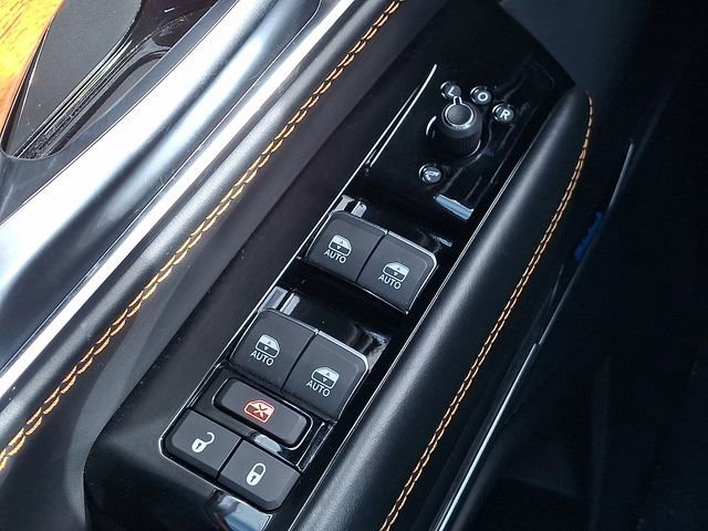 Used 2024 Jeep Grand Wagoneer L Series III image 27