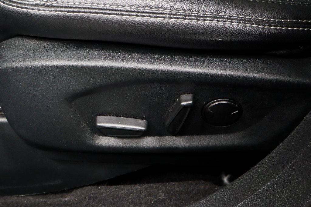 Certified 2019 Ford Explorer Limited w/ Class III Trailer Tow Package image 27